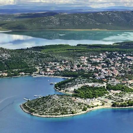 Szuper Panorama A Tengerparton! * Drage